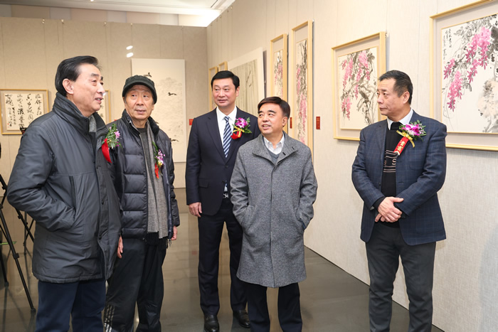 紫气东来——李俊中国画作品展北京人美美术馆开幕