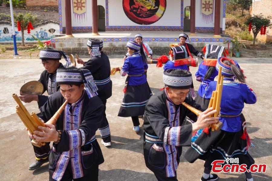 Villagers perform Long Drum Dance to mark Spring Festival in Guangxi